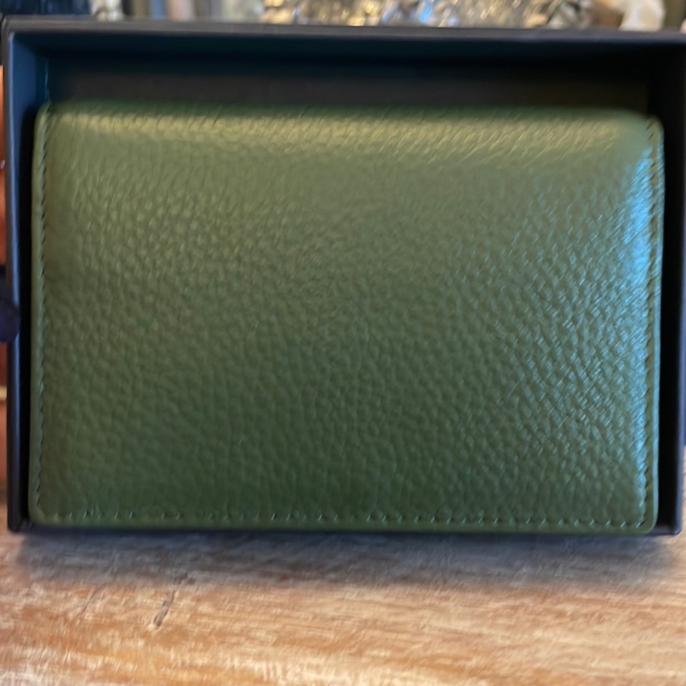 LEATHER NEW Olive green Brouk & Co Stanford card case.